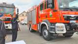 Poświęcenie samochodu strażackiego OSP w Jodłowej