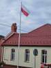 Gmina Jodłowa otrzymała maszt i flagę w ramach projektu “Pod biało – czerwoną”
