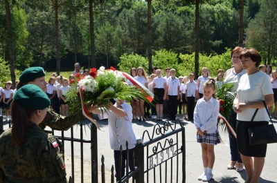 20 - lecie Nadania Imienia i Sztandaru SP w Dębowej_10